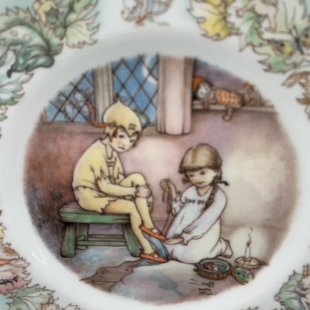 Royal Worcester Peter Pan Storybook Plate England